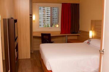 هتل Ibis Santiago Las Condes