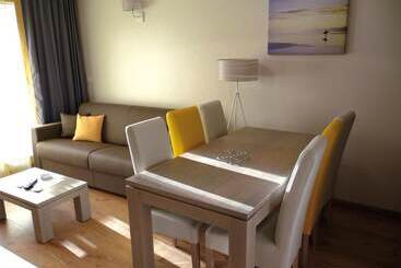 هتل Lagrange Vacances Les Patios Eugenie