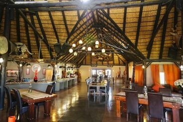 هتل Lapa Lange Game Lodge