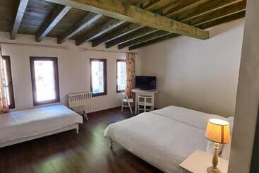 هتل Manthos Mountain Resort & Spa