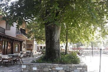 هتل Manthos Mountain Resort & Spa