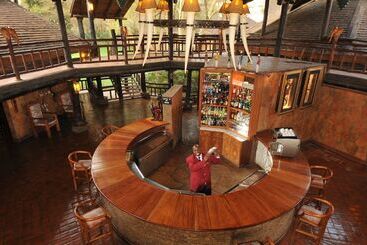 هتل Ol Tukai Lodge Amboseli