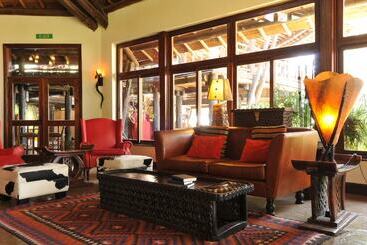 هتل Ol Tukai Lodge Amboseli
