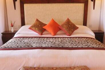 هتل Ol Tukai Lodge Amboseli