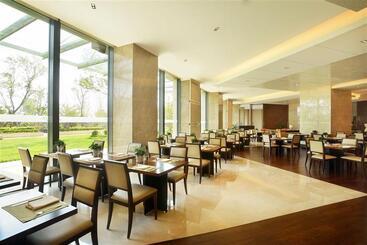 هتل Sheraton Shenyang South City