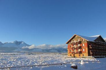 هتل Tatragolf Mountain Resort