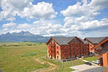 هتل Tatragolf Mountain Resort