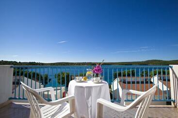 Illyrian Resort