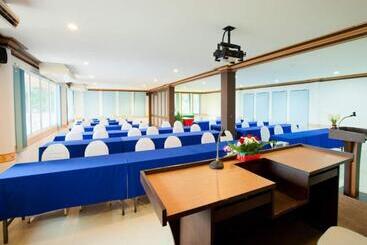 Kaw Kwang Beach Resort