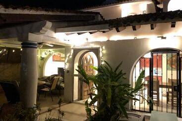پانسیون Aventura Pacifico Boutique
