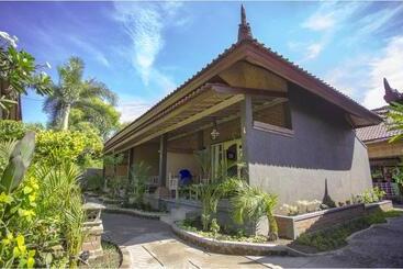 Kubuku Eco Dive Lodge And Yoga - Pemuteran