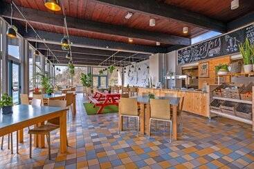 Stayokay Hostel Noordwijk