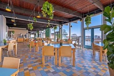 Stayokay Hostel Noordwijk