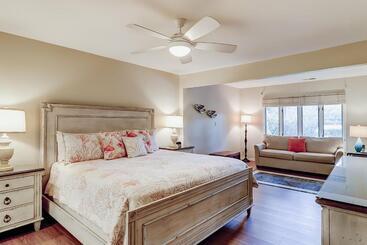 هتل Beach Lagoon Villa 309