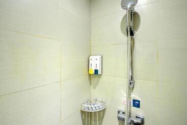 هتل City Comfort Inn Jingzhou Jianli Jiangcheng Road