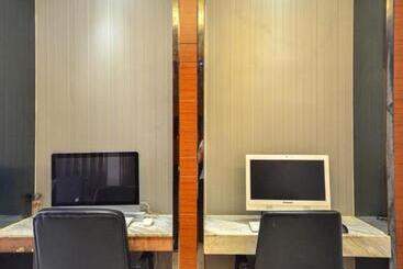 هتل City Comfort Inn Jingzhou Jianli Jiangcheng Road