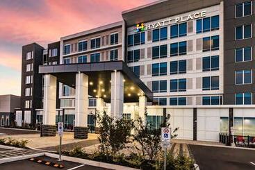 هتل Hyatt Place Toronto   Brampton