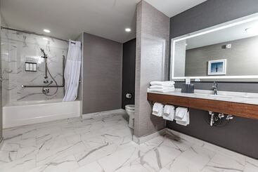 هتل Hyatt Place Toronto   Brampton