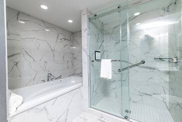 هتل Hyatt Place Toronto   Brampton