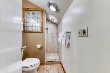 هتل Mt View 33 | Discover Sunriver
