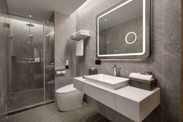 هتل Ramada Encore By Wyndham Foshan Chancheng