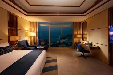 هتل Royal M Al Aqah Beach Resort By Gewan