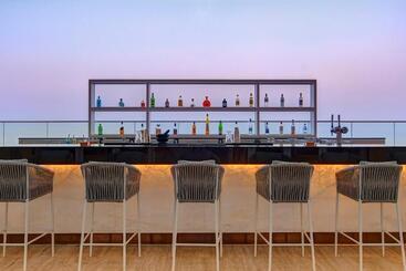 هتل Royal M Al Aqah Beach Resort By Gewan