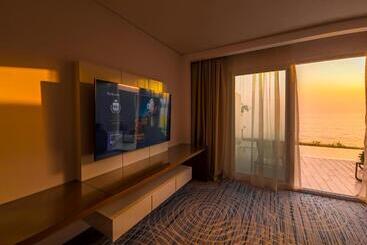 هتل Royal M Al Aqah Beach Resort By Gewan