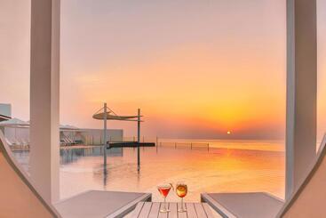 هتل Royal M Al Aqah Beach Resort By Gewan