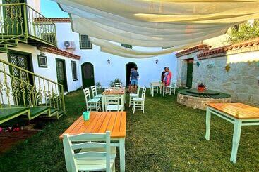 هتل Yesil Konak Ayvalik