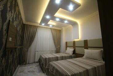 Zara Turan Apart Otel