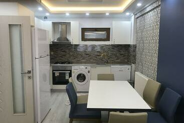Zara Turan Apart Otel