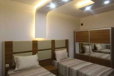 Zara Turan Apart Otel