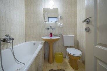 هتل Madra Rooms & Apartments