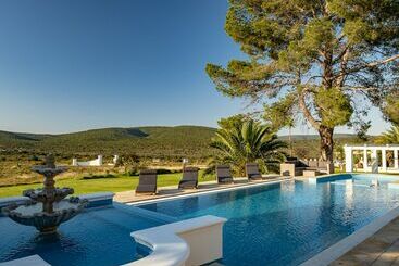 هتل Magic Hills - Ilanga Manor House