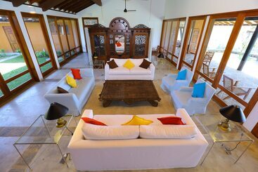 هتل The Bungalow, Makuludola Estate