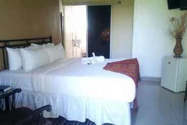 هتل Padandaro Guest House