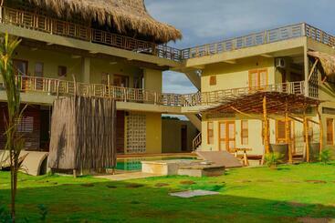 Casa Mambo Salinas - Santa Verónica