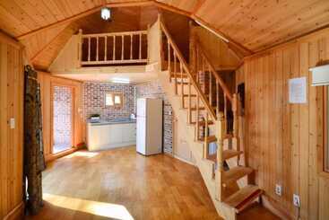 هتل Gochang Finlanche Pension
