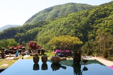 هتل Okcheon Kkotgureumchaeullu Pension
