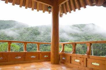 هتل Okcheon Kkotgureumchaeullu Pension