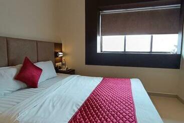 酒店 West Inn Near Mumbai International Airport