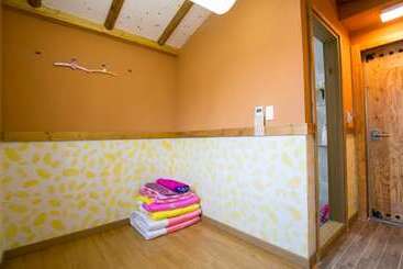 پانسیون Ddlanchae Hanok Stay   Main House