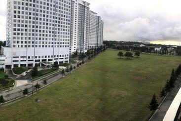 Unit 1005 Tower B Cool Suites At Wind Residences