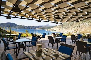 هتل Alice Tatil Evi