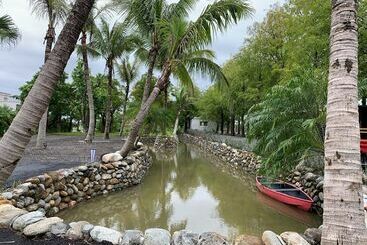 هتل Bali Slow