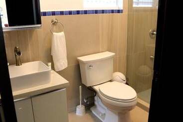 هتل Blue Star Apartments And