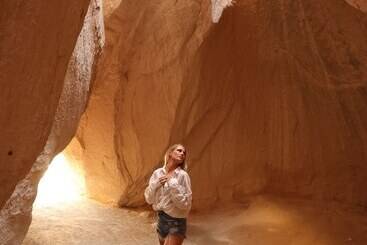 هتل Mak S Cave House