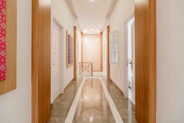 هتل Reddoorz Plus Syariah @ Jalan Dr Sutomo Padang