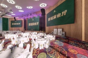 هتل Shining Star Health Apartment